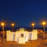 white suites resort