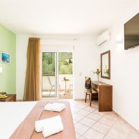 xidas garden charm hotel