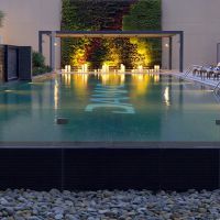 damac maison cour jardin