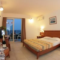 semiramis village hotel
