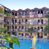 club heracles hotel