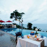 aquamarine resort & villa