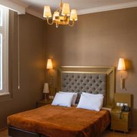 delphi art hotel