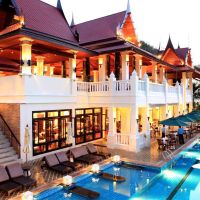 aquamarine resort & villa