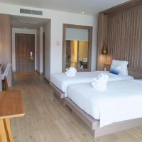 aquamarine resort & villa
