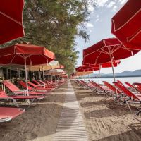 eviana beach hotel