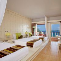 aquamarine resort & villa