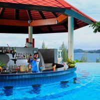 aquamarine resort & villa