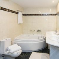 eviana beach hotel