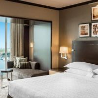 sheraton dubai creek hotel & towers