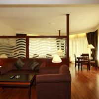 howard johnson hotel dubai