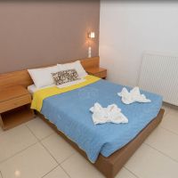 eleni palace aprt