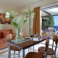 avantis suites