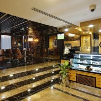 queen palace hotel