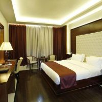 queen palace hotel
