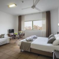 constantiana beach hotel apts