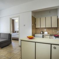 constantiana beach hotel apts