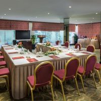 savoy suites hotel apartments