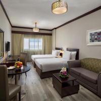 savoy crest hotel apartments