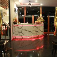 hemingway's silk hotel