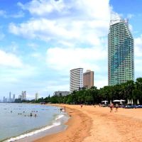 white sand beach residences pattaya