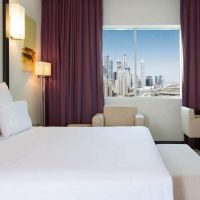pullman dubai jumeirah lakes towers