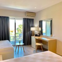 cnic gemini hotel