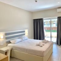 cnic gemini hotel
