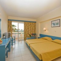 alex beach hotel