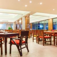 alpina phuket nalina resort & spa
