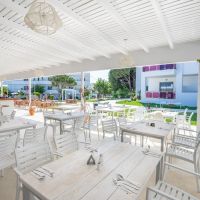 stamos hotel