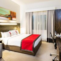 holiday inn express dubai internet city