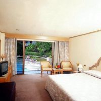 royal crown phuket