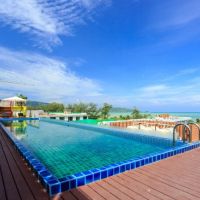 7q patong beach hotel