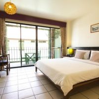 khaolak tony lodge