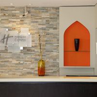holiday inn express dubai jumeirah
