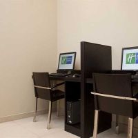 holiday inn express dubai jumeirah