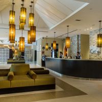 holiday inn express safa park