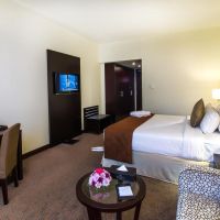summit hotel deira