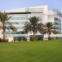 holiday inn express dubai airport