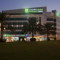 holiday inn express dubai airport