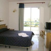 lardos bay hotel