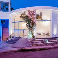 kouros home
