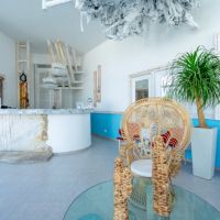 kouros home