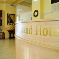 grand hotel loutraki