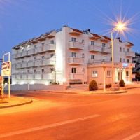 daniel suites apartments