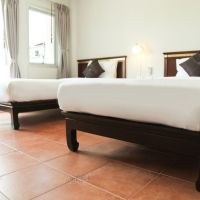hotel de karon 3 *