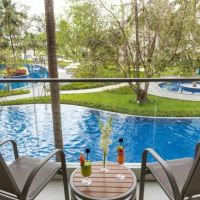 x10 khaolak resort