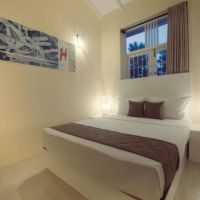 hush lagoon 30