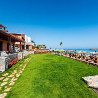 high beach resort 4*